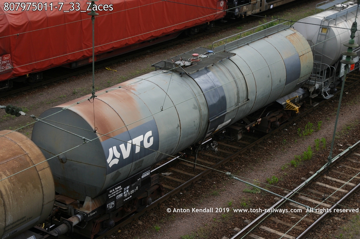 807975011-7_33_Zaces.jpg